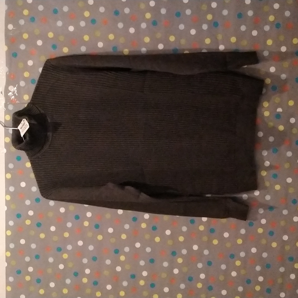 Com sweaters medium size